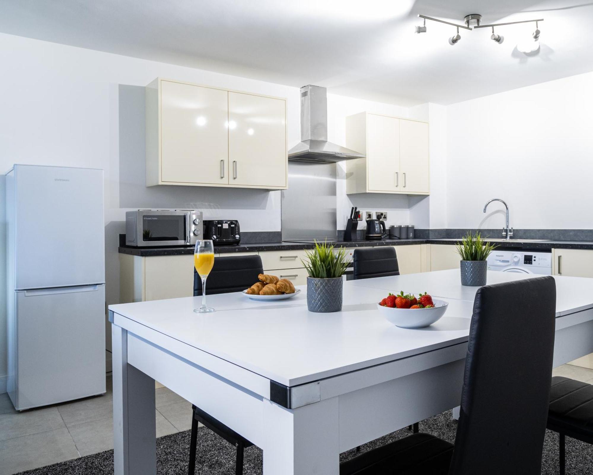 Spacious Ground Floor Apt Near Old Trafford Stadium Manchester Exterior foto